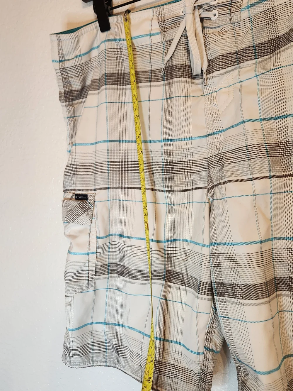O'neill plaid board shorts men size 36 gray white turquoise swin trunks